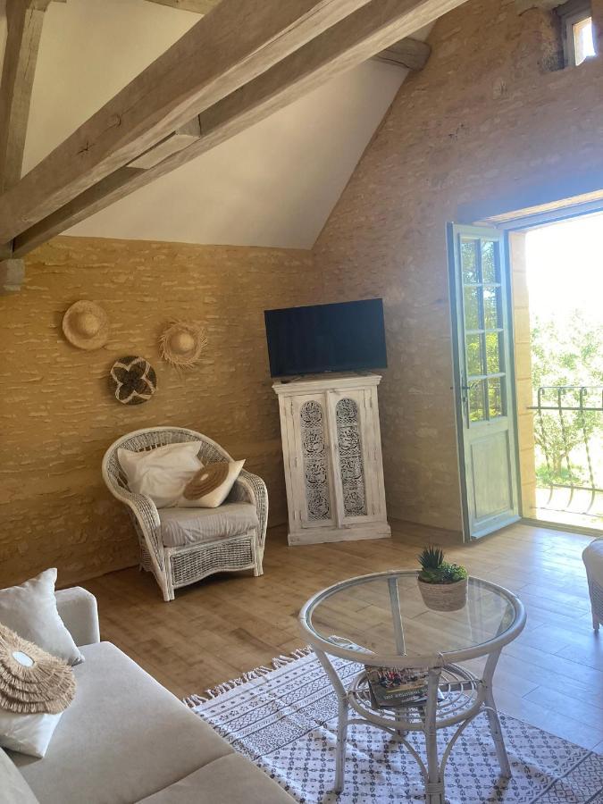 Logis Des 4 Fees Et Son Bain Nordique Villa Sainte-Nathalène Eksteriør bilde