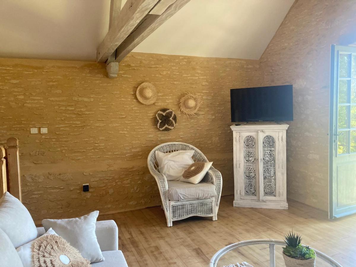Logis Des 4 Fees Et Son Bain Nordique Villa Sainte-Nathalène Eksteriør bilde